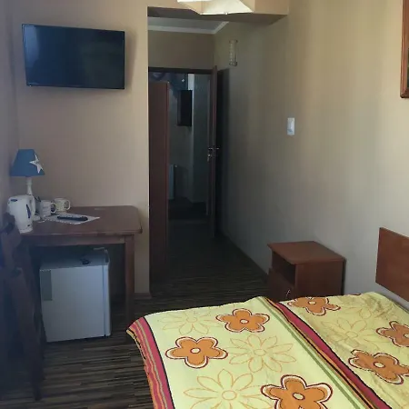 Etiuda Kwatera prywatna *