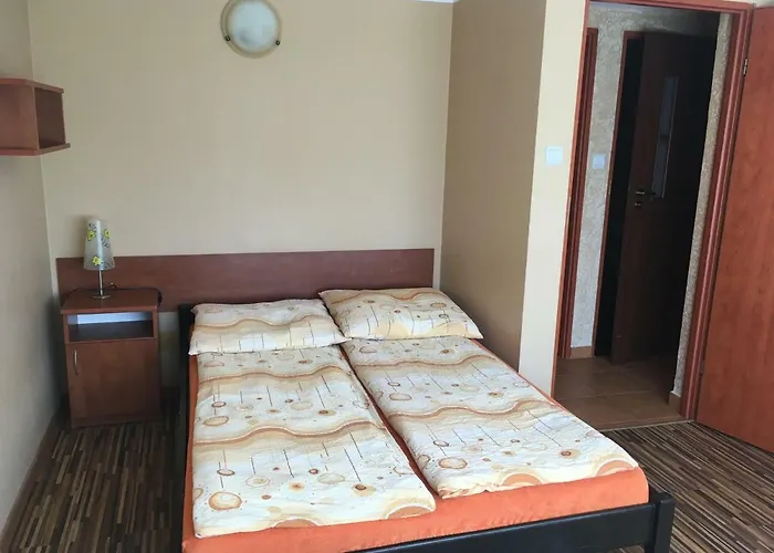 Etiuda Quarto em Acomodações Particulares