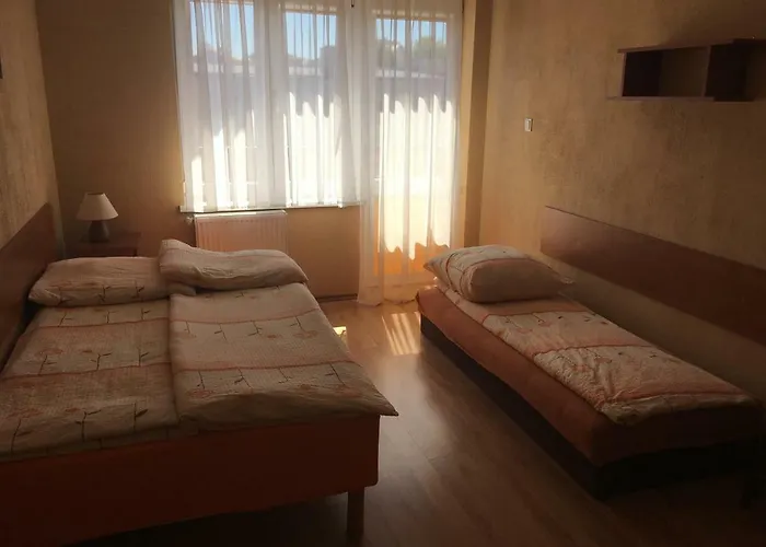 Etiuda Quarto em Acomodações Particulares