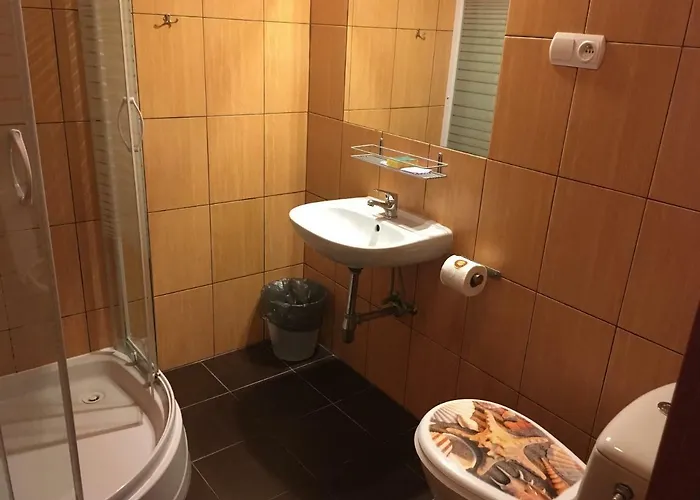 Etiuda Quarto em Acomodações Particulares *