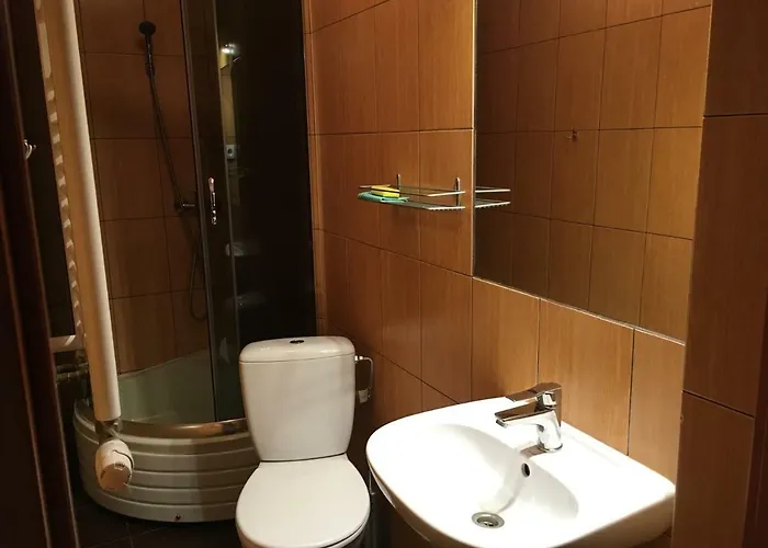 Etiuda Quarto em Acomodações Particulares *